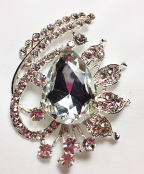 7261 Crystal Rhinestone Brooch Pin