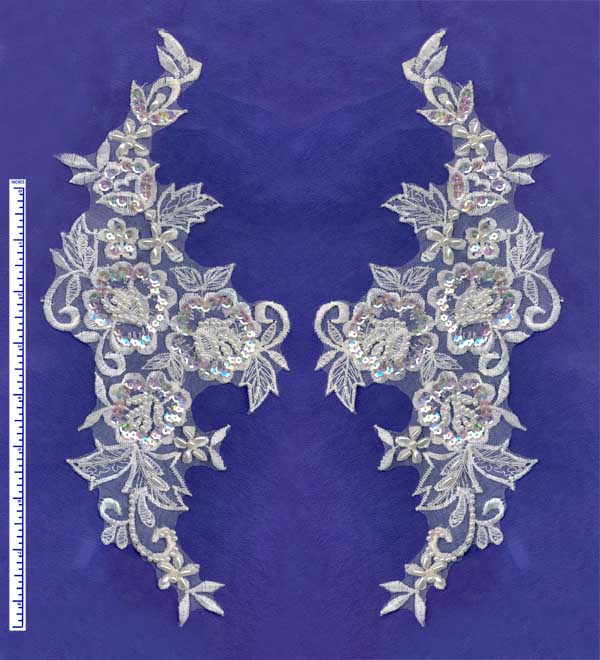 5008-Beaded Lace Pair