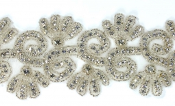 1044 Crystal Rhinestone Trim