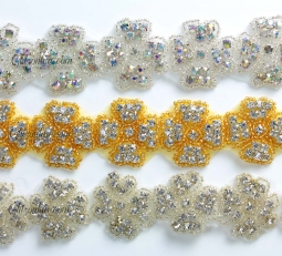 1056 Swarovski Crystal Rhinestone Trim