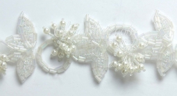 2062 Crystal & Pearl Beaded Trim 6 Yard Bolt