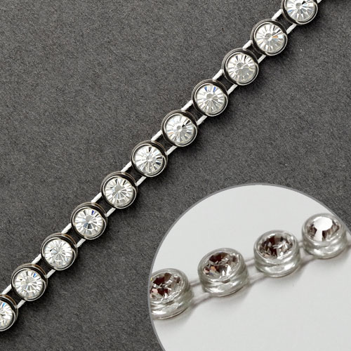 Swarovski Crystal Rhinestone Chain 9ss In Clear Plastic Banding