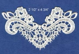 3011 2 1/2" x 4 3/4" Venice Lace Applique