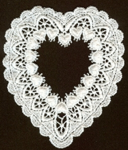 3054 Lace Heart Applique