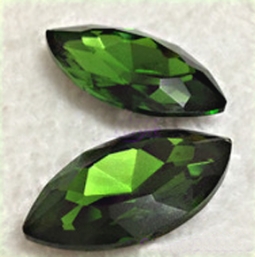 413 Glitzstone Fern Green Pointed Back Navette Rhinestones