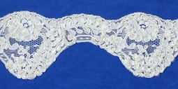 6028 Pearl Trim Applique