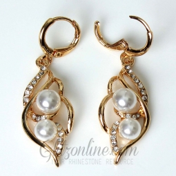 7441 Crystal Rhinestone & Pearl Earrings