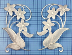 8027 Iron On Applique Pair