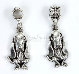 932 Doggie Charm